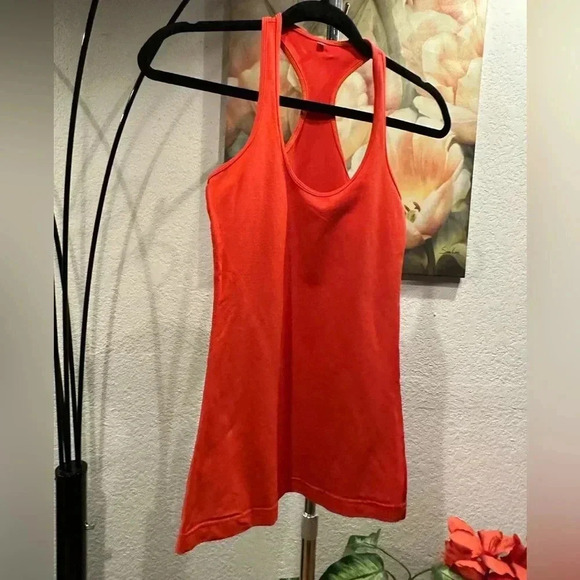 Lululemon Athletica orange tank tops size 4 - Picture 2 of 5